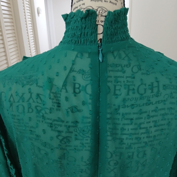 Farm Rio Emerald Ruffle Long Sleeve Blouse - Picture 7 of 10